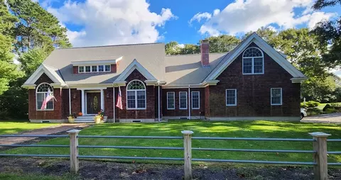 162 Ostrom Rd, Falmouth, MA 02536
