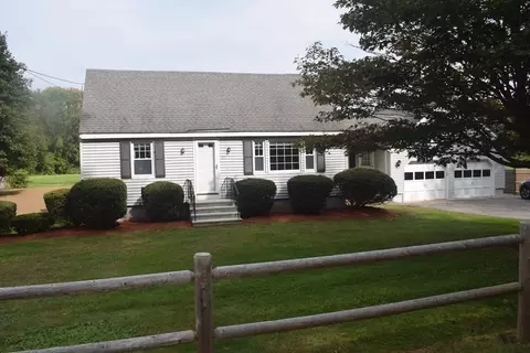 20 Rollins St, Groveland, MA 01834
