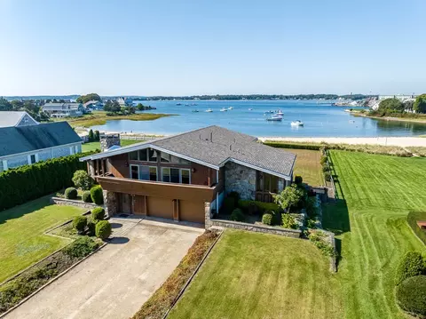 29 Gilder Rd Gray Gables, Bourne, MA 02532