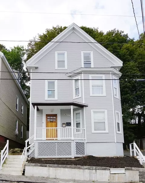 44 Oak Ter, Haverhill, MA 01832