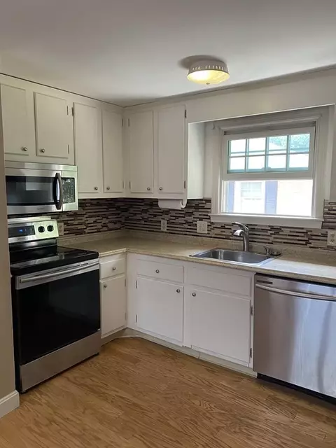 57 Sylvan St #6E, Danvers, MA 01923 photo 4