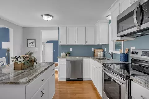 133 Willow St, Acton, MA 01720 photo 6