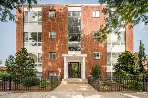 2595 Massachusetts Ave #9, Cambridge, MA 02140