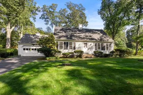 406 Chestnut St, Ashland, MA 01721