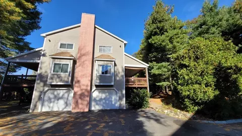 10 Hibernia Ln #10, Salem, MA 01970
