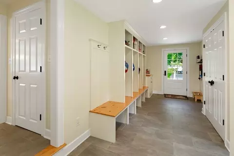 11 S Pleasant St, Hingham, MA 02043 photo 11