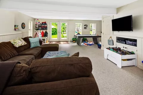 11 S Pleasant St, Hingham, MA 02043 photo 21