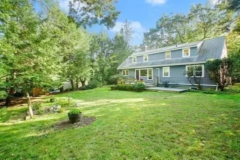 511 Concord Ave, Lexington, MA 02421