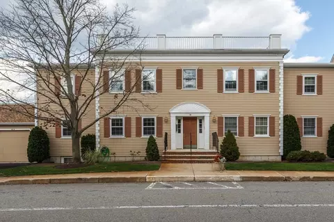18 Weatherly Dr #3, Salem, MA 01970