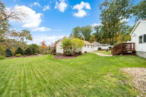 9 Tucker Ln, Sutton, MA 01590 photo 26