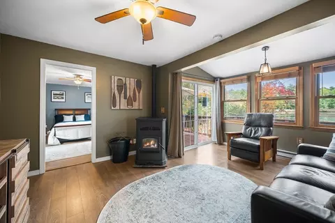 9 Tucker Ln, Sutton, MA 01590 photo 6