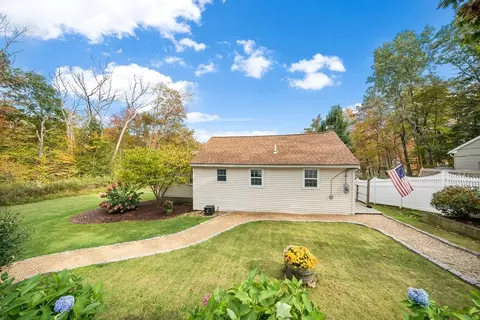 9 Tucker Ln, Sutton, MA 01590 photo 29