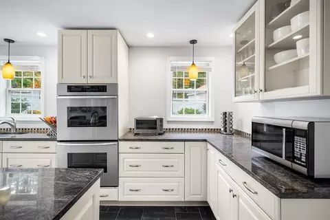 9 Tucker Ln, Sutton, MA 01590 photo 15