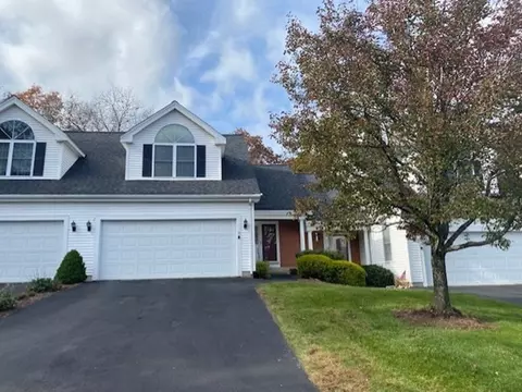 15 Olde Canal Way #15, Uxbridge, MA 01569