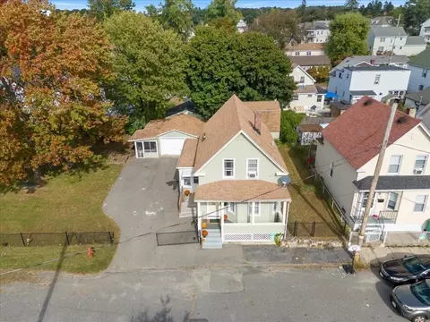 16 Campaw St, Lowell, MA 01850