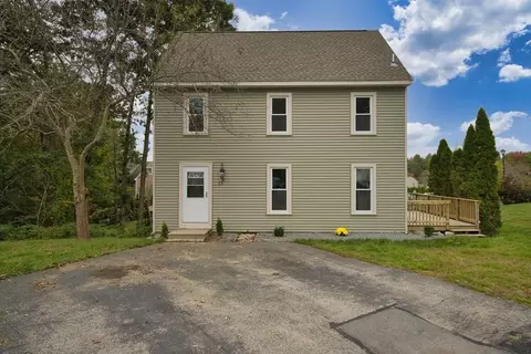 23 Dana Ct, Dracut, MA 01826