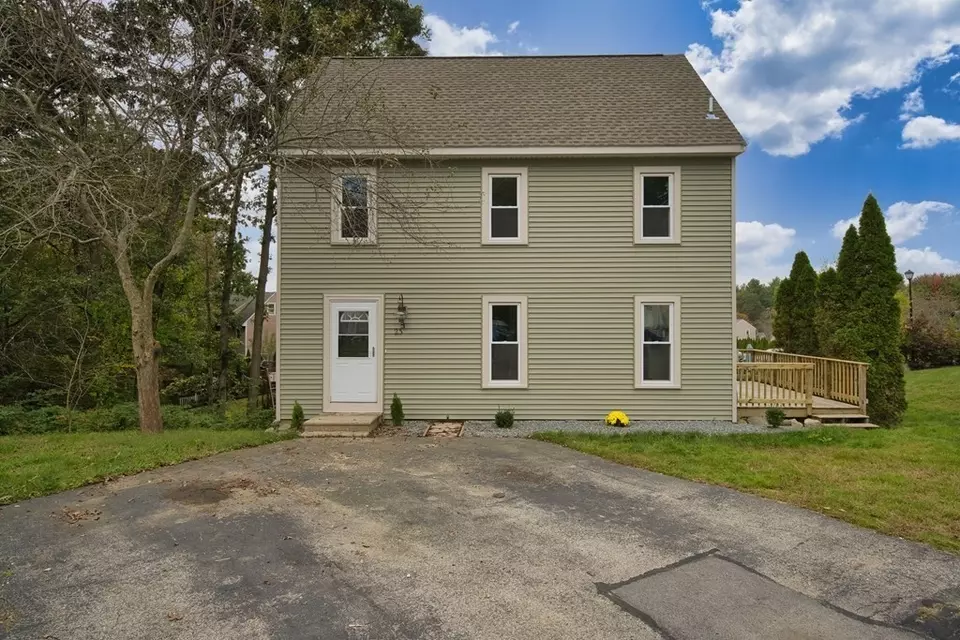 23 Dana Ct, Dracut, MA 01826 25 Photos Movoto