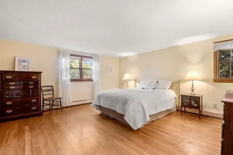 17 Centre Ln, Milton, MA 02186 photo 13