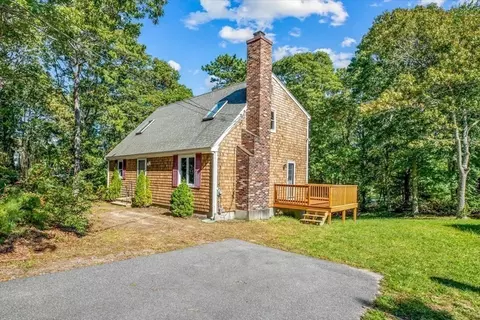 293 Sam Turner Rd, Falmouth, MA 02536