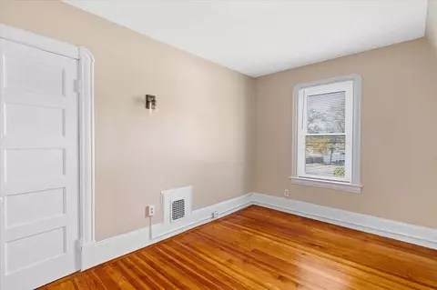 278 Plumtree Rd, Springfield, MA 01118 photo 15