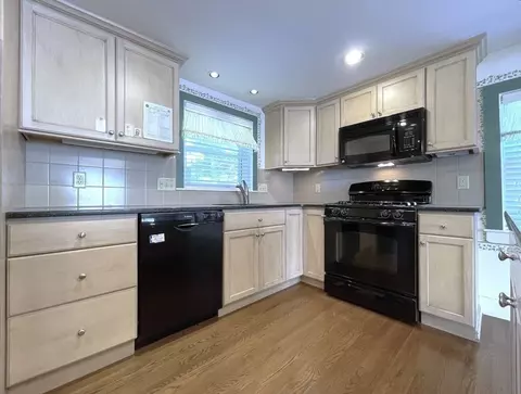 417 Sherman St, Canton, MA 02021 photo 13
