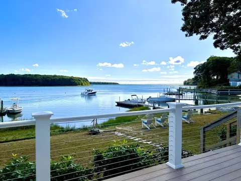 72 Captains Row, Mashpee, MA 02649