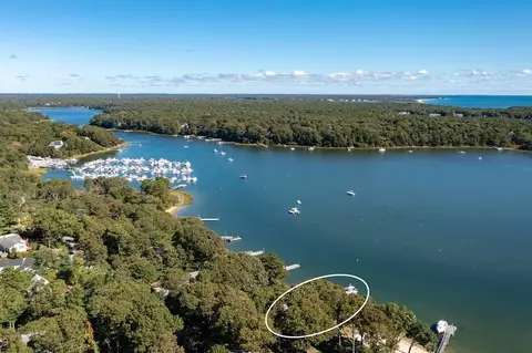 72 Captains Row, Mashpee, MA 02649 photo 3