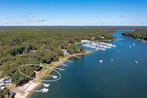 72 Captains Row, Mashpee, MA 02649 photo 5