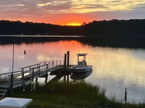 72 Captains Row, Mashpee, MA 02649 photo 35