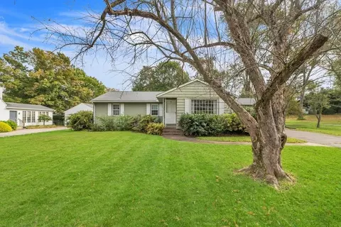 89 Rogers Rd, East Longmeadow, MA 01028