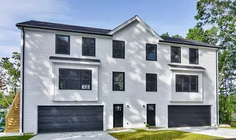 29 Milton St, Worcester, MA 01605 photo 2