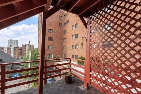 40 Elm St #2, Worcester, MA 01609 photo 31