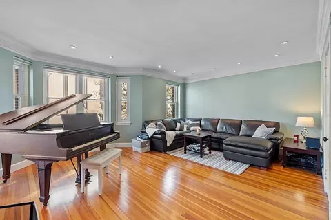 40 Elm St #2, Worcester, MA 01609 photo 16