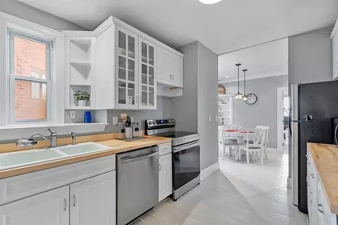40 Elm St #2, Worcester, MA 01609 photo 5
