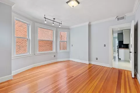 40 Elm St #2, Worcester, MA 01609 photo 25