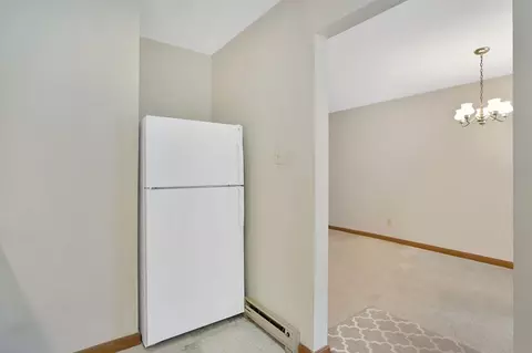 970-972 Grayson Dr, Springfield, MA 01119 photo 12