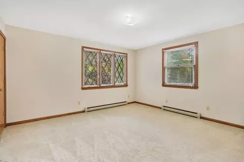 970-972 Grayson Dr, Springfield, MA 01119 photo 17
