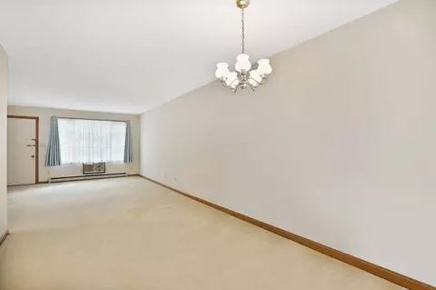 970-972 Grayson Dr, Springfield, MA 01119 photo 5