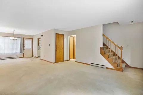 970-972 Grayson Dr, Springfield, MA 01119 photo 16