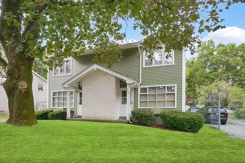 970-972 Grayson Dr, Springfield, MA 01119