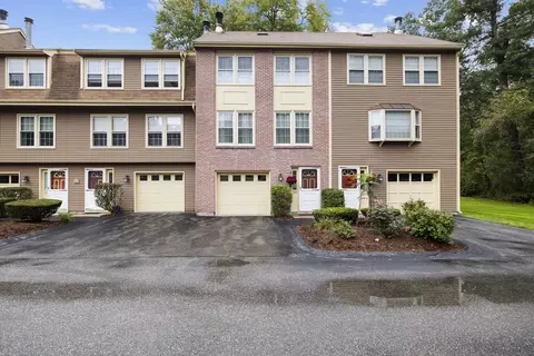 129 Heritage Dr #129, Tewksbury, MA 01876