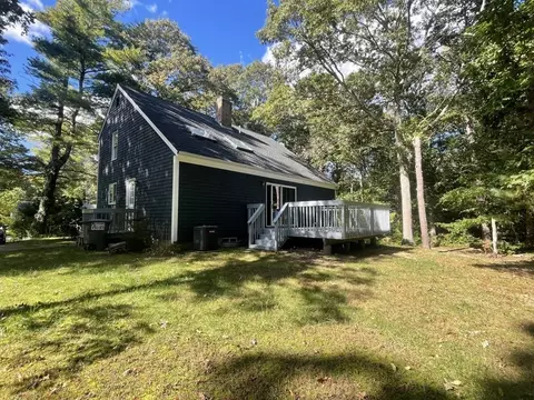 23 Radcliff Rd, Mashpee, MA 02649 photo 3