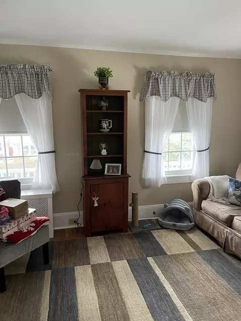 20 Spring St, Clinton, MA 01510 photo 12