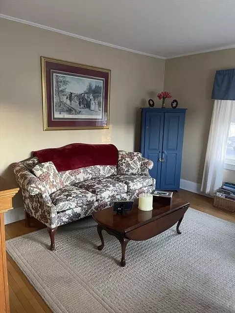 20 Spring St, Clinton, MA 01510 photo 10