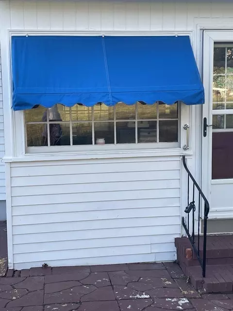 20 Spring St, Clinton, MA 01510 photo 25