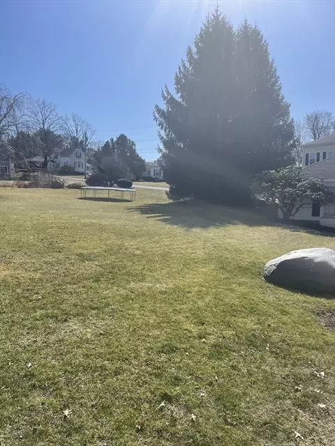 20 Spring St, Clinton, MA 01510 photo 24