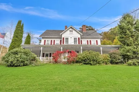 7 School St, Monroe, MA 01350