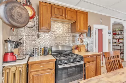 7 School St, Monroe, MA 01350 photo 14