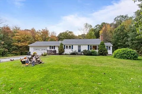 61 Ashby Rd, New Ipswich, NH 03071