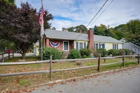 19 Marjorie St, Hudson, MA 01749